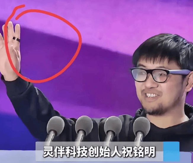 成人娃娃杀疯全球冰球突破国产AI